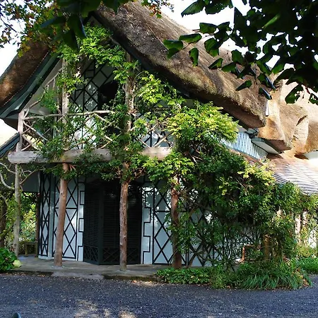 Tinsley House Accommodation Bed & Breakfast 3*