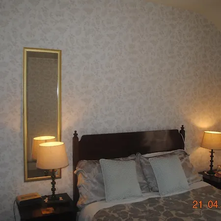 Tinsley House Accommodation 3*